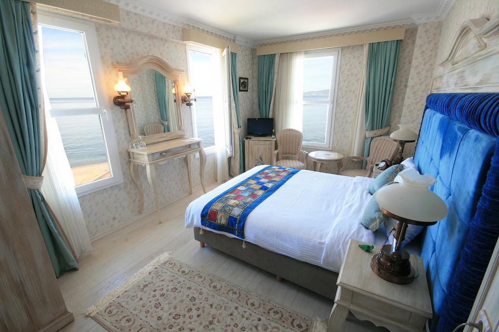 Trilyali Butik Hotel Tirilye Экстерьер фото